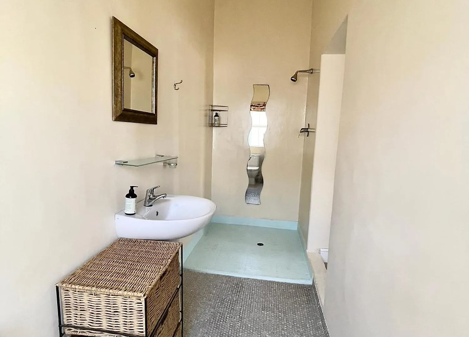 83 Eastlake Drive Cape Town Apartment